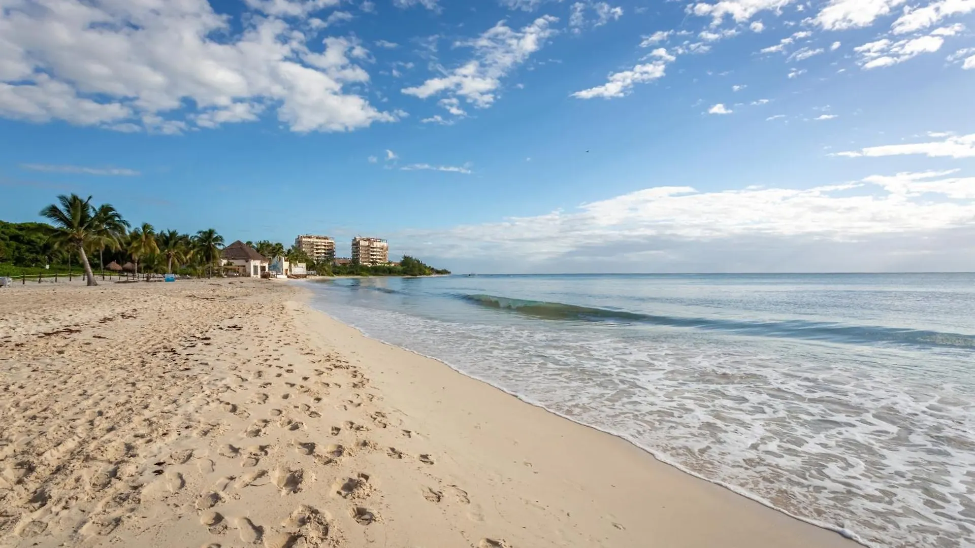 Casa Miraflores Condo Playa del Carmen Apartment