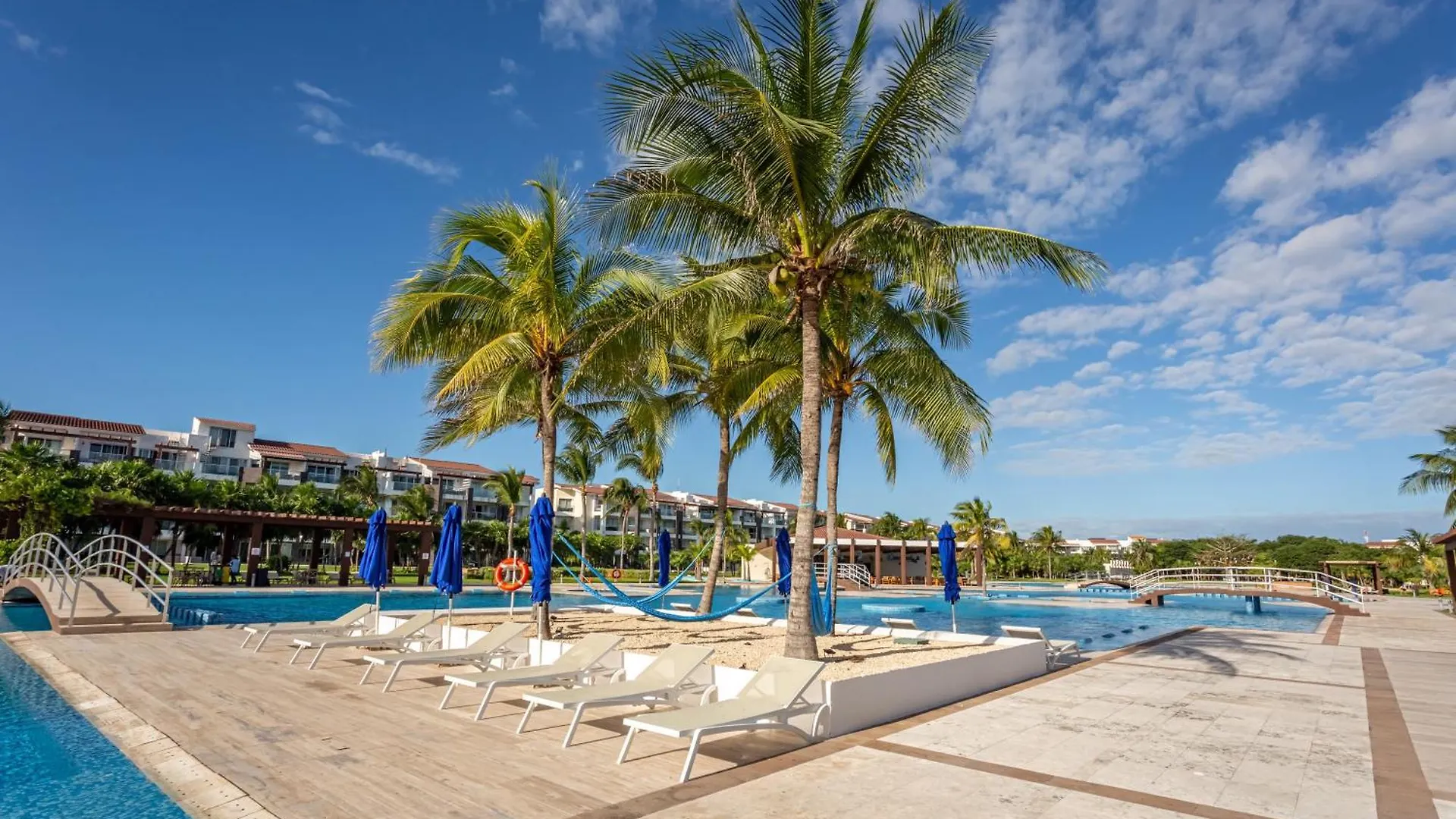 Casa Miraflores Condo Playa del Carmen