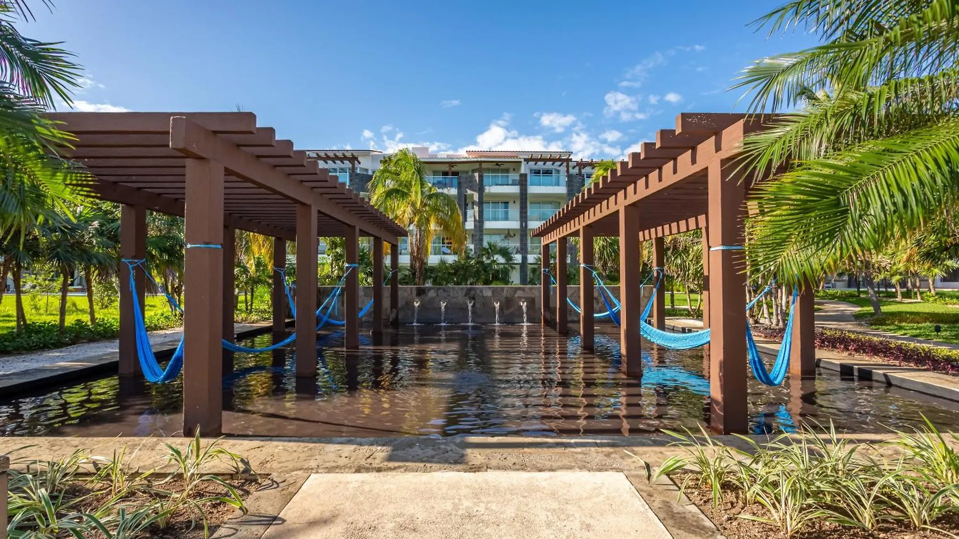Casa Miraflores Condo Playa del Carmen